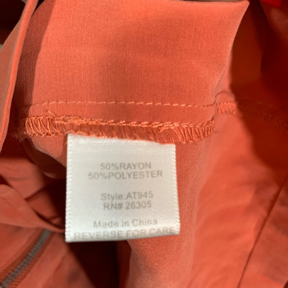 Revolve Line & Dot Ruffle Front Sleeveless… - Picture 5 of 5